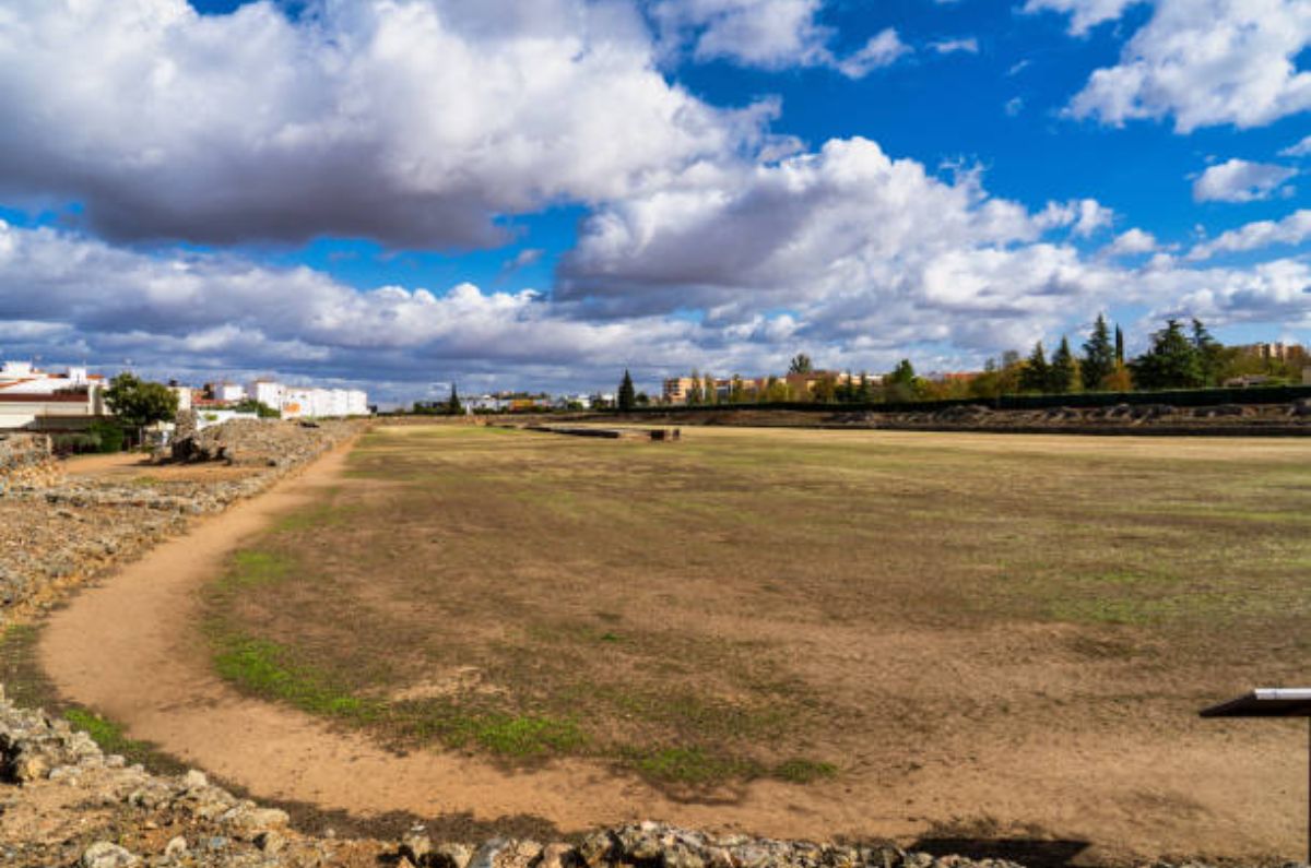 ¿Posees un terreno abandonado desde hace tiempo? Así puedes convertirte en propietario