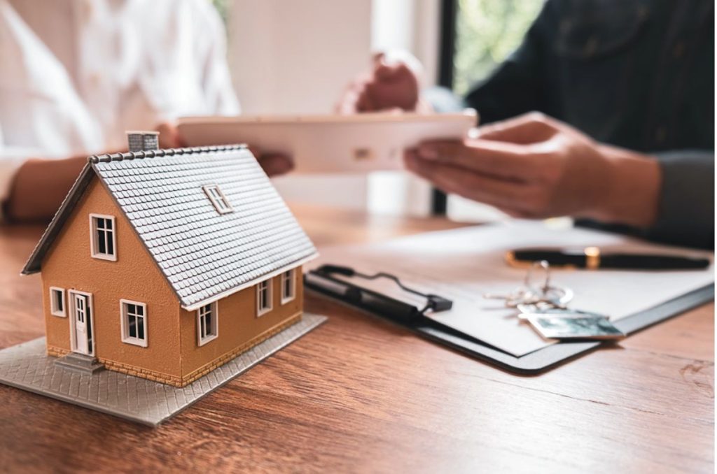 Infonavit da escrituras gratis