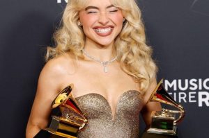 ¿Cuánto cuesta un premio Grammy? Esto es lo que realmente vale en pesos mexicanos