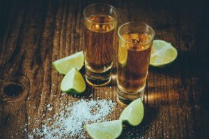 Golpe al tequila mexicano: Los aranceles de Trump afectarán a estas marcas de la tradicional bebida