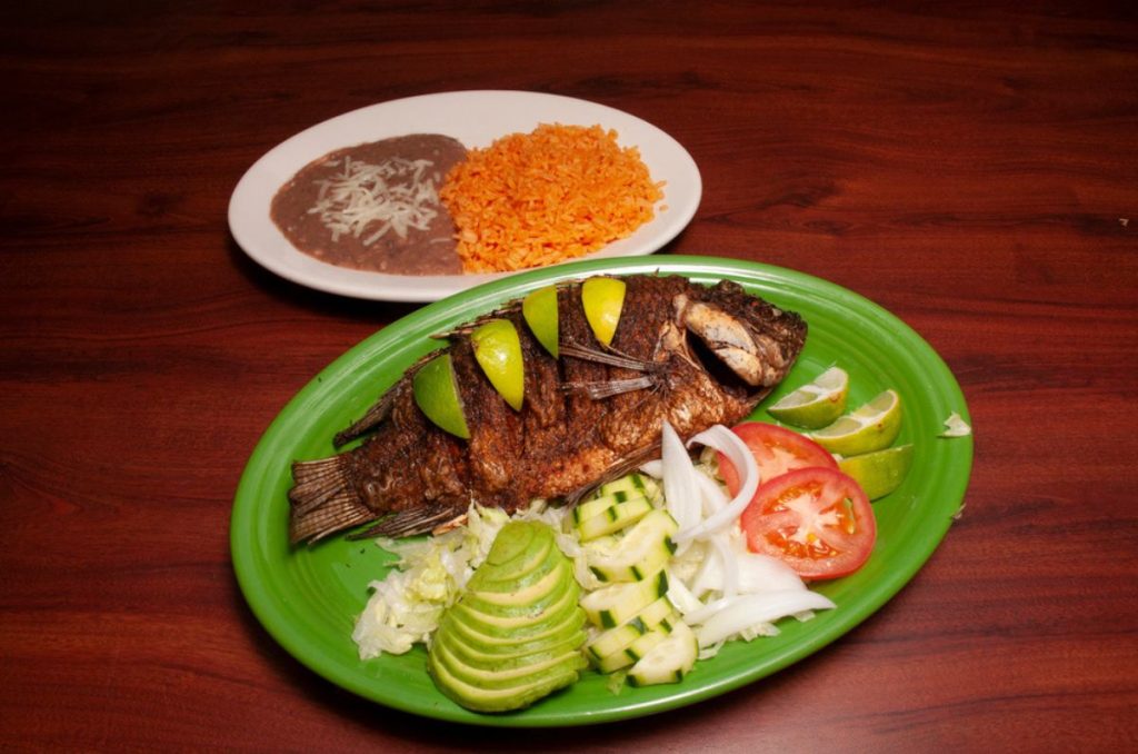 Mojarra frita para cuaresma