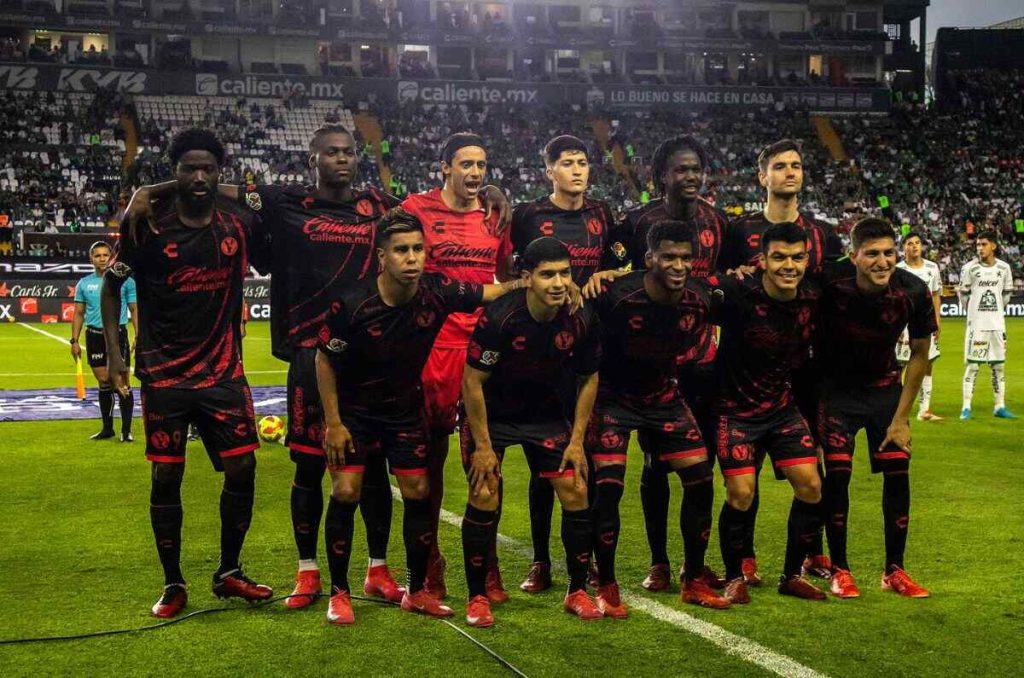 Pachuca busca refuerzo de Xolos