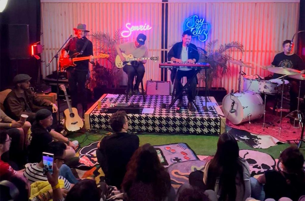 Una noche inolvidable en Soy Feliz Studio: música y arte