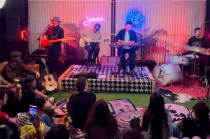 Una noche inolvidable en Soy Feliz Studio: música y arte