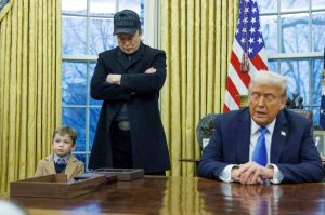 Tesla cae 14% en bolsa a causa del conflicto Elon Musk vs Donald Trump