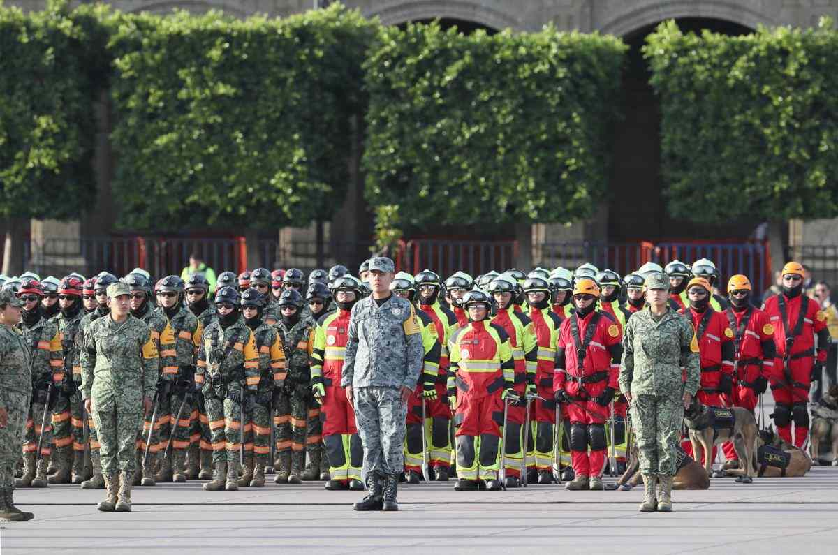 La presidenta de México conmemora en la capital del país los terremotos de 1985 y 2017