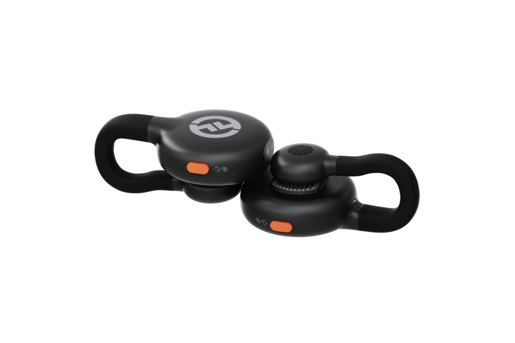 Micrófonos inalámbricos Hollyland Lark M2S sobre un fondo blanco.