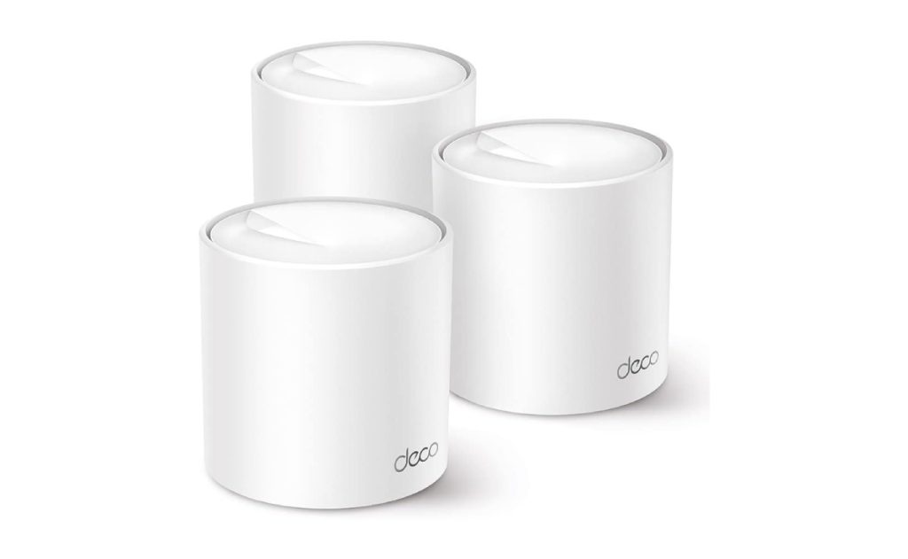 Sistema de malla TP-Link Deco X50 sobre un fondo blanco.