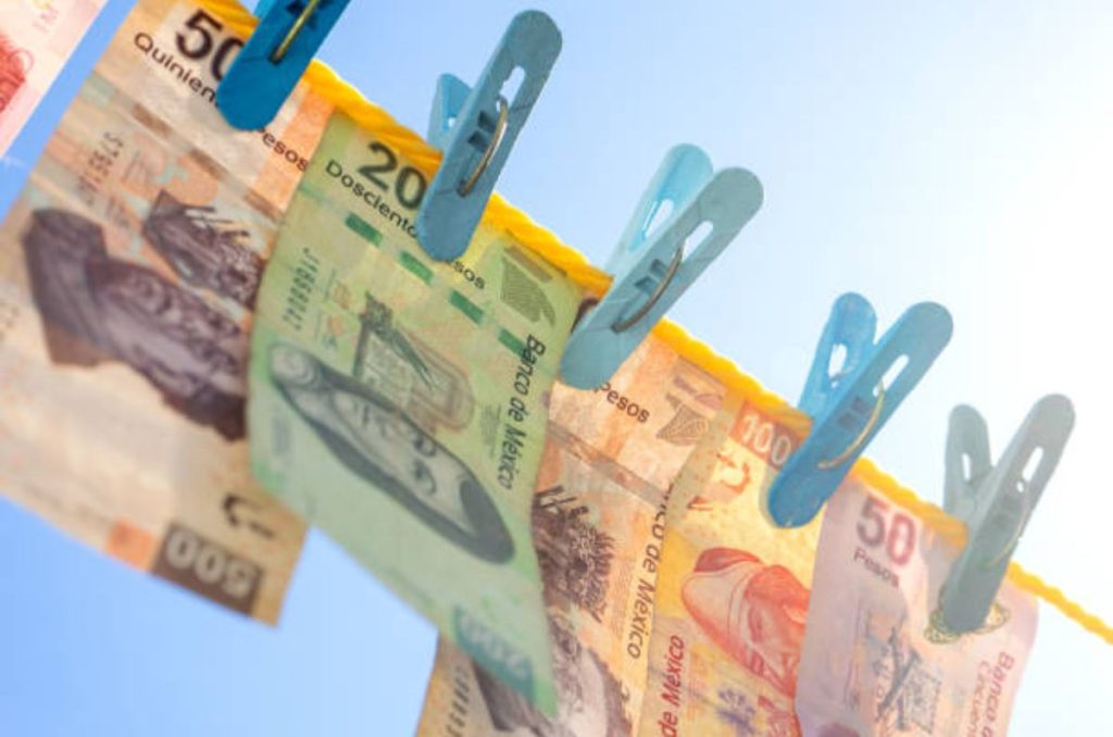 El IPAB inició la liquidación de CIBanco tras el retiro de su licencia por presuntas operaciones ilícitas. Te explicamos cómo recuperar tu dinero, qué productos están cubiertos por el seguro de depósitos y qué implica este cierre para los ahorradores y clientes con crédito.