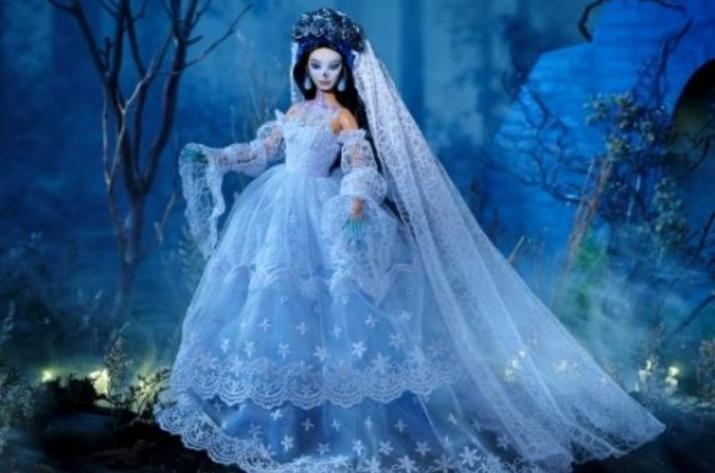 La leyenda más escalofriante del folclore mexicano ahora tiene su propia muñeca: Barbie Llorona. Te contamos cuánto cuesta y dónde comprar esta edición especial.