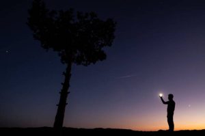 ¿Cuánto cuesta comprar una estrella y ponerle tu nombre en México?