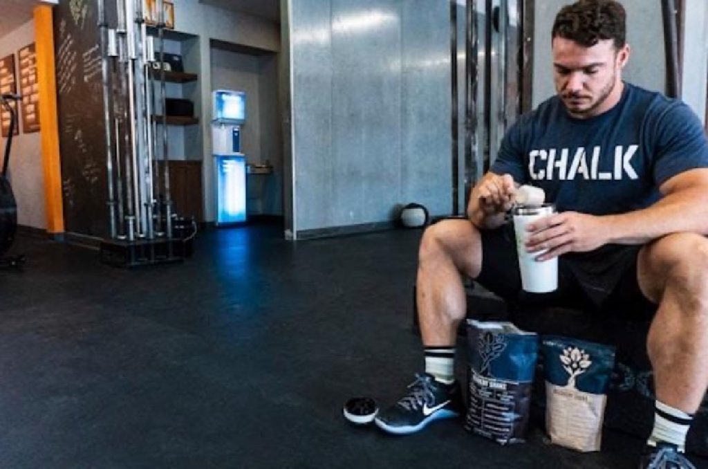 Hábitos deportivos: descubre cómo se toma la proteína