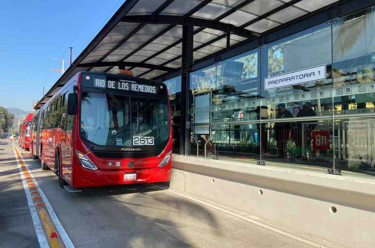 Metrobús amplía su horario los fines de semana: conoce qué línea se suma a la extensión