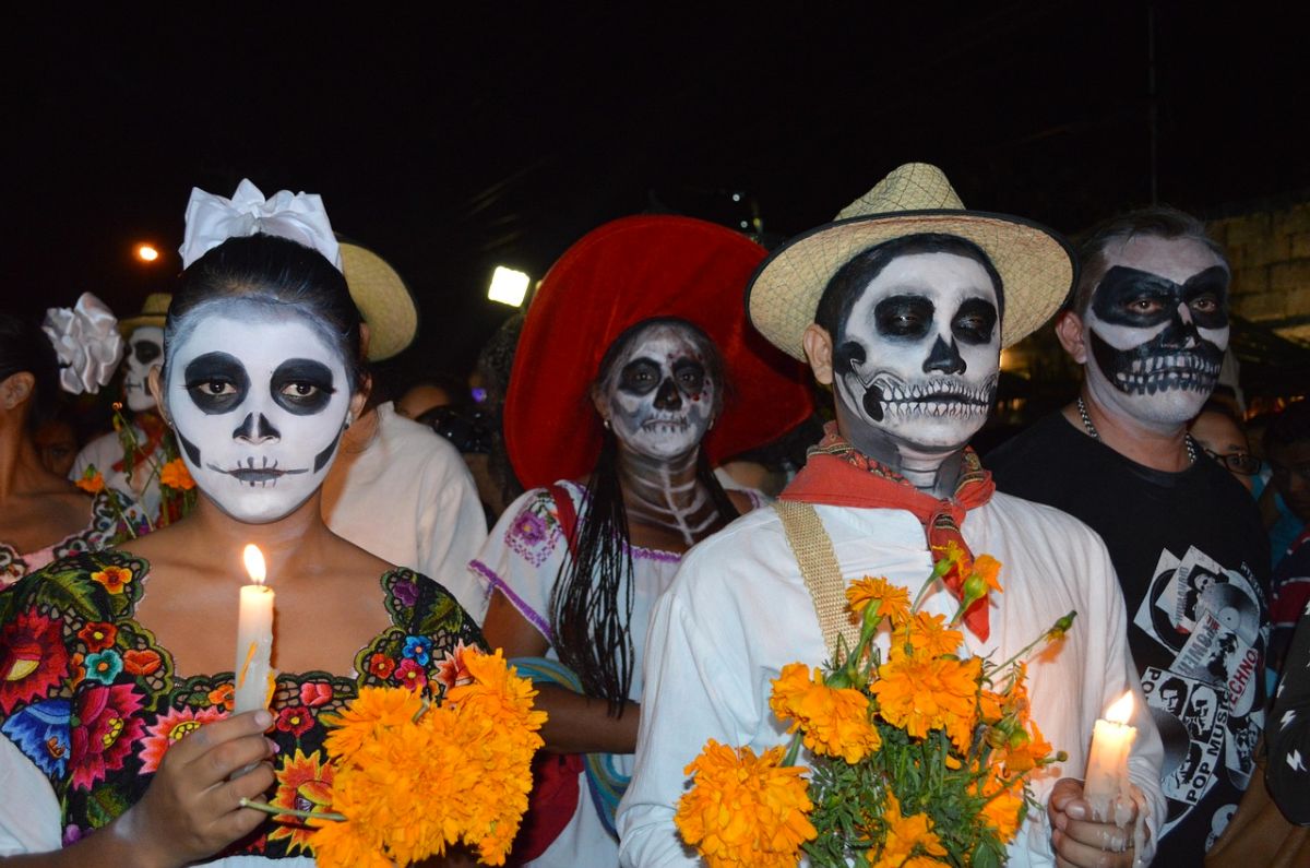 Semovi anuncia el Paseo Nocturno de Día de Muertos: rutas, cierres y horario en CDMX