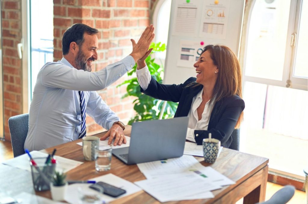 Ajuste al sueldo de los trabajadores
