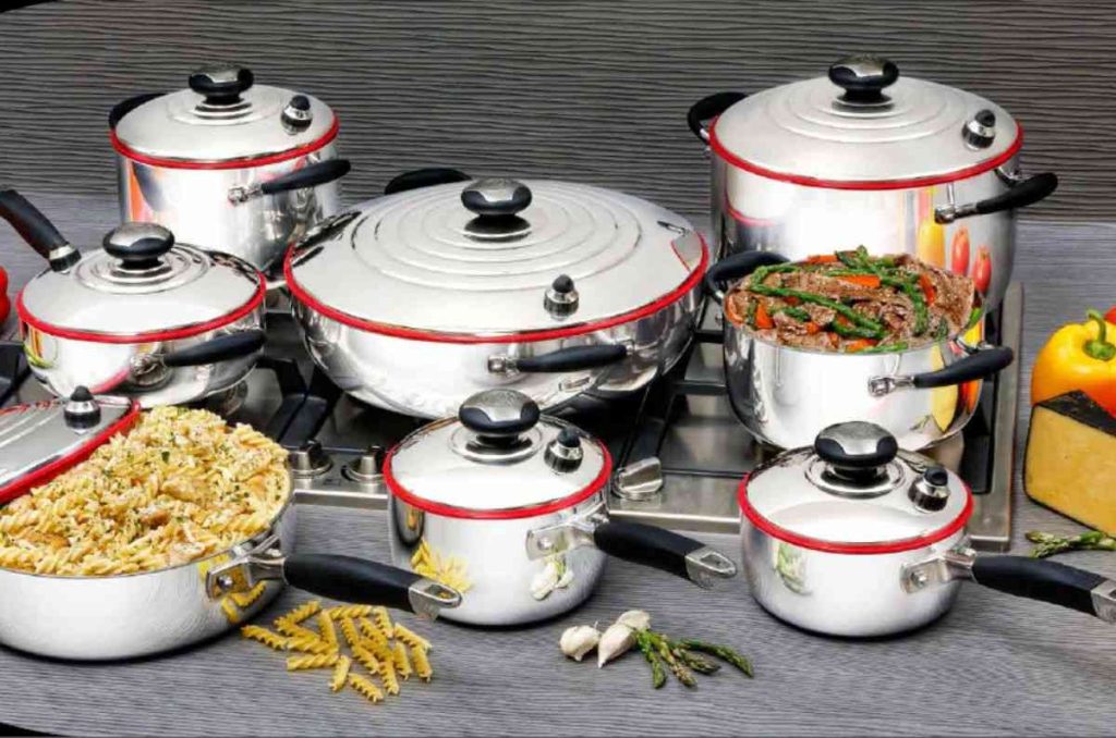 Aunque Royal Prestige promociona sus sartenes como productos premium, Profeco no ha emitido estudios que respalden sus supuestas ventajas. Además, la marca ha enfrentado quejas por cobros indebidos, prácticas abusivas y hasta retiros del mercado en otros países.