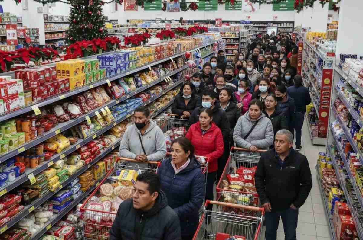 ¿Cómo usar la caja exprés en Costco cuando hay filas de hasta 3 horas?