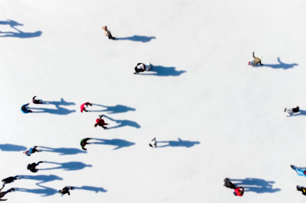 Ya hay pista de hielo gratis en CDMX: ubicación, horarios y quiénes sí pueden entrar