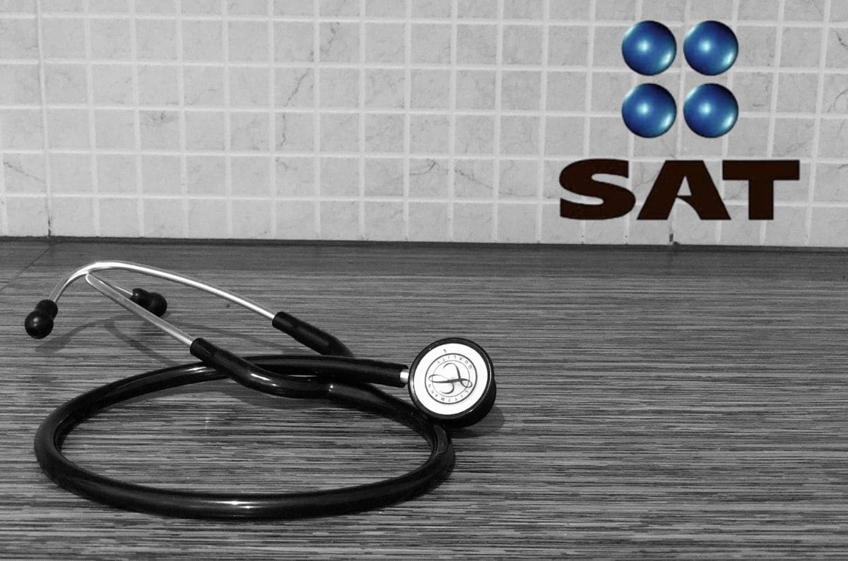 ¿Vas a deducir tus gastos médicos? Estos son los requisitos que debes de cumplir en tu factura