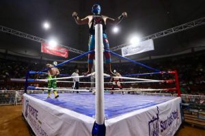 ¿Cuál es la multa por interrumpir un espectáculo de lucha libre en CDMX?