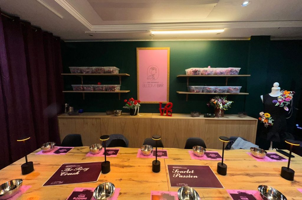 LEGO abre el Botanicals Bloom Bar en CDMX por San Valentín: esto te cuesta