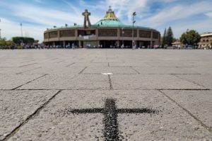 Miércoles de Ceniza en CDMX: Horarios oficiales para recibirla en la Basílica de Guadalupe y Catedral