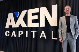 Avanza Axen Capital en su ruta hacia la regulación financiera y fortalece su estrategia de institucionalización