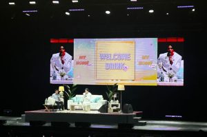 Fans enloquecen con Lee Dong Wook en CDMX: así se vivió su fanmeeting más emotivo